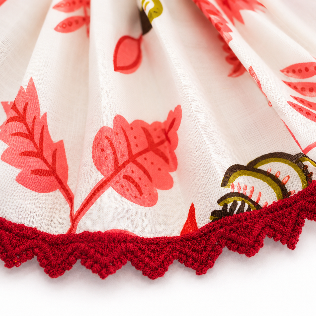 White Red Floral Cotton Laddu Gopal Ji Poshak